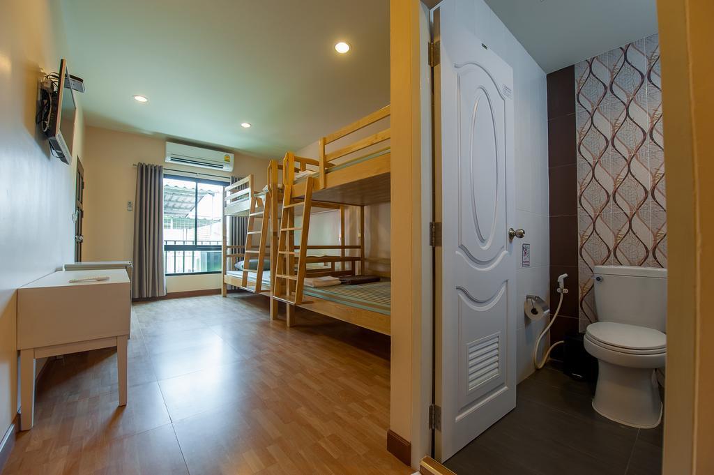 Full House Hotell Bangkok Eksteriør bilde